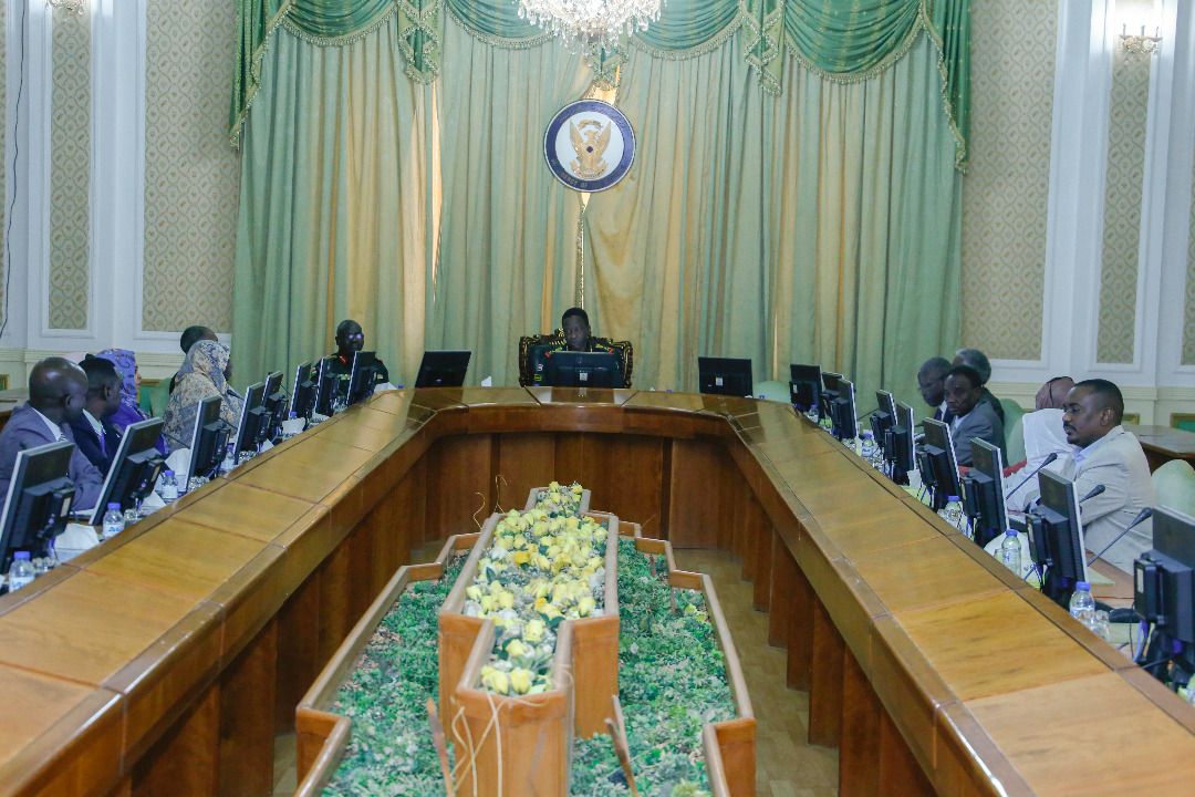 لجنة من مسار شرق السودان تعقد اجتماعاً تشاورياً مع الحكومة السودانية   - وكالة الأنباء السودانية 