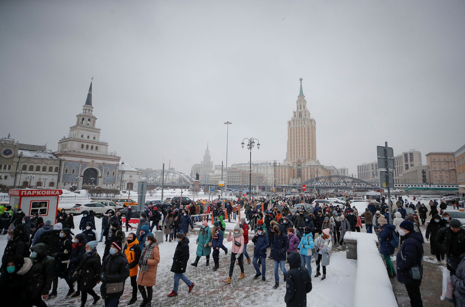 مسيرة في موسكو لدعم زعيم المعارضة الروسي المسجون أليكسي نافالني 31 يناير 2021 - REUTERS