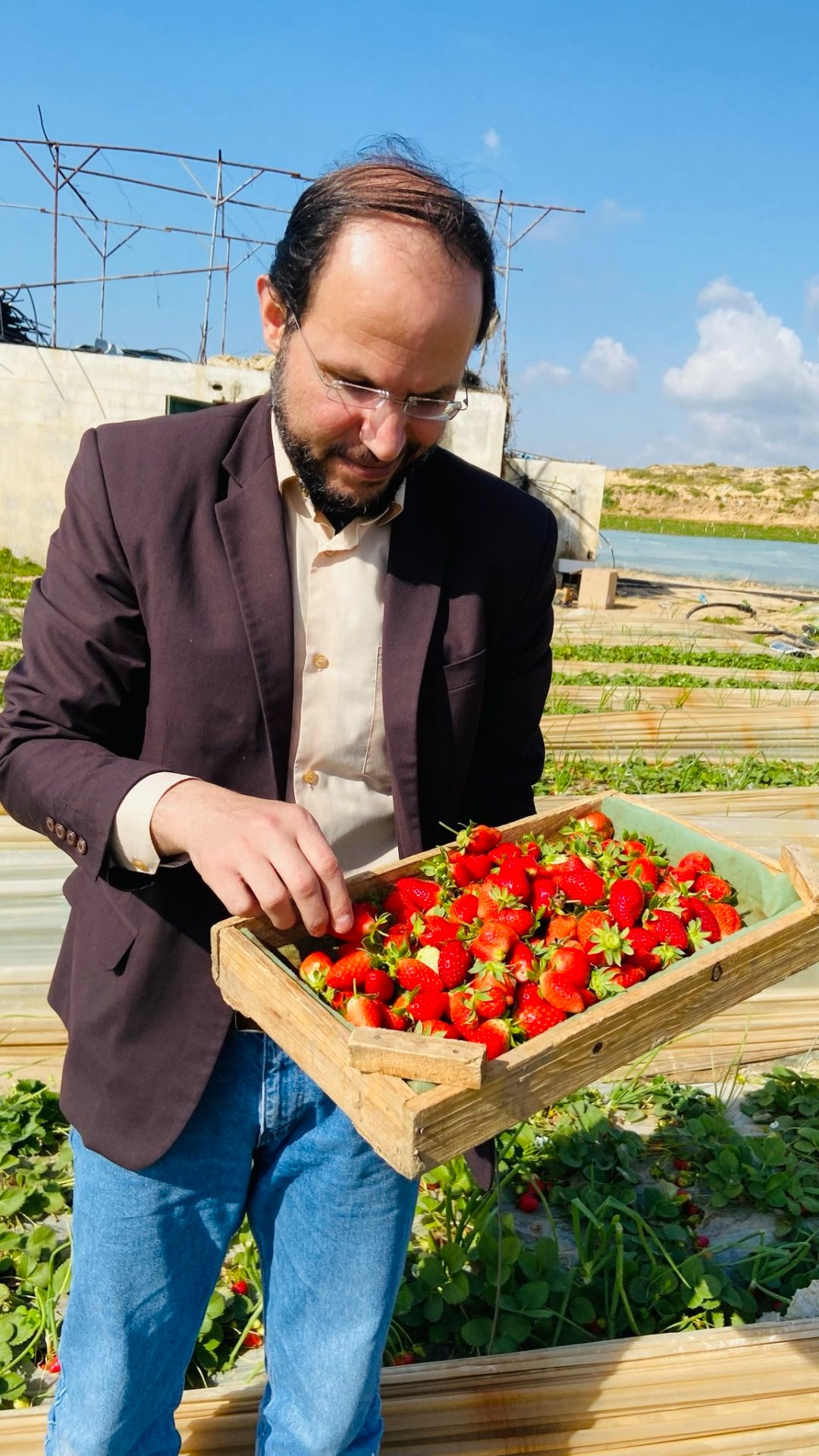 الشاعر الفلسطيني الراحل رفعت العرعير