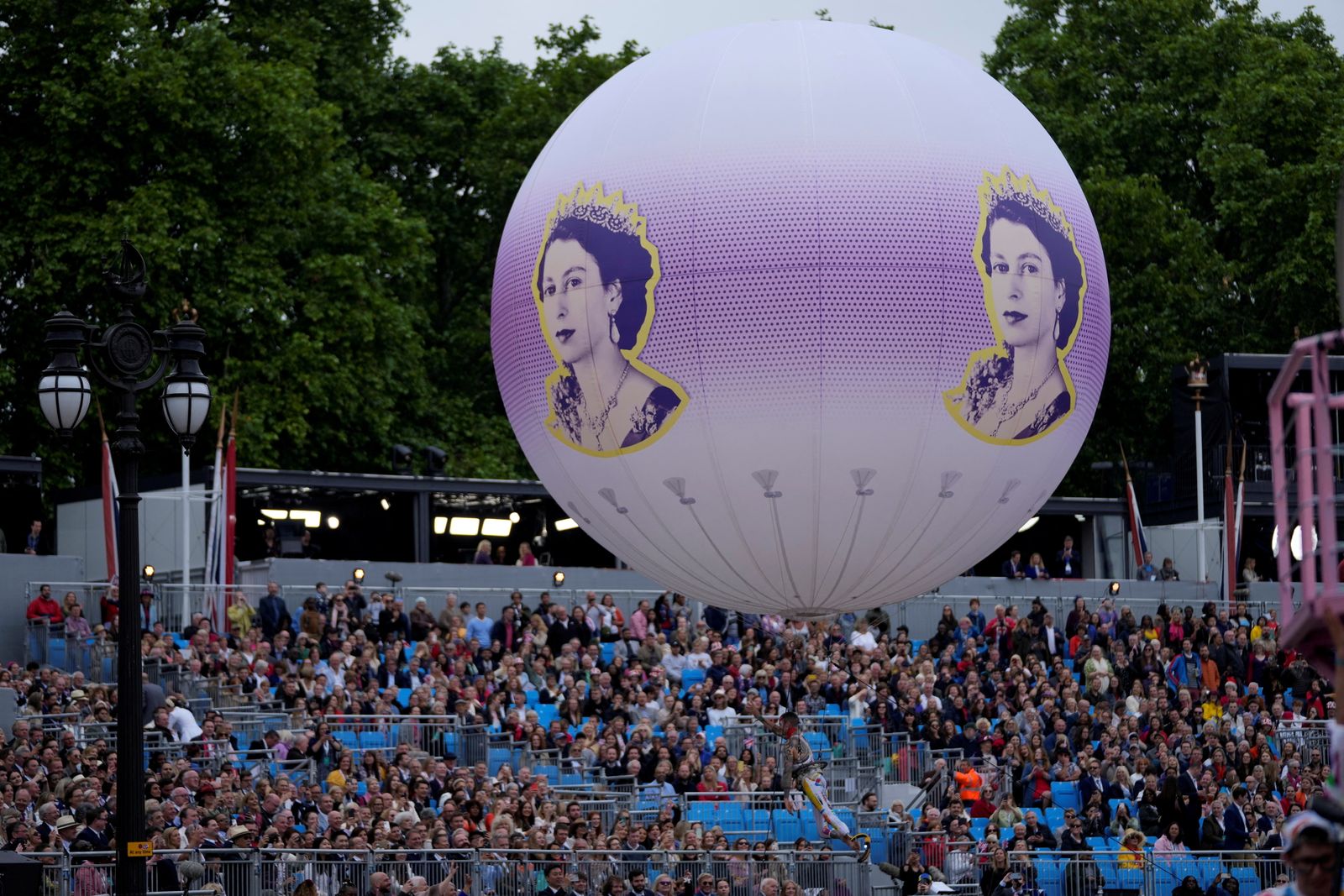 Queen's Platinum Jubilee celebrations in London - REUTERS