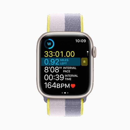 بعض المزايا الجديدة في تطبيق اللياقة Workouts على متن نظام watchOS 9 الجديد - Apple