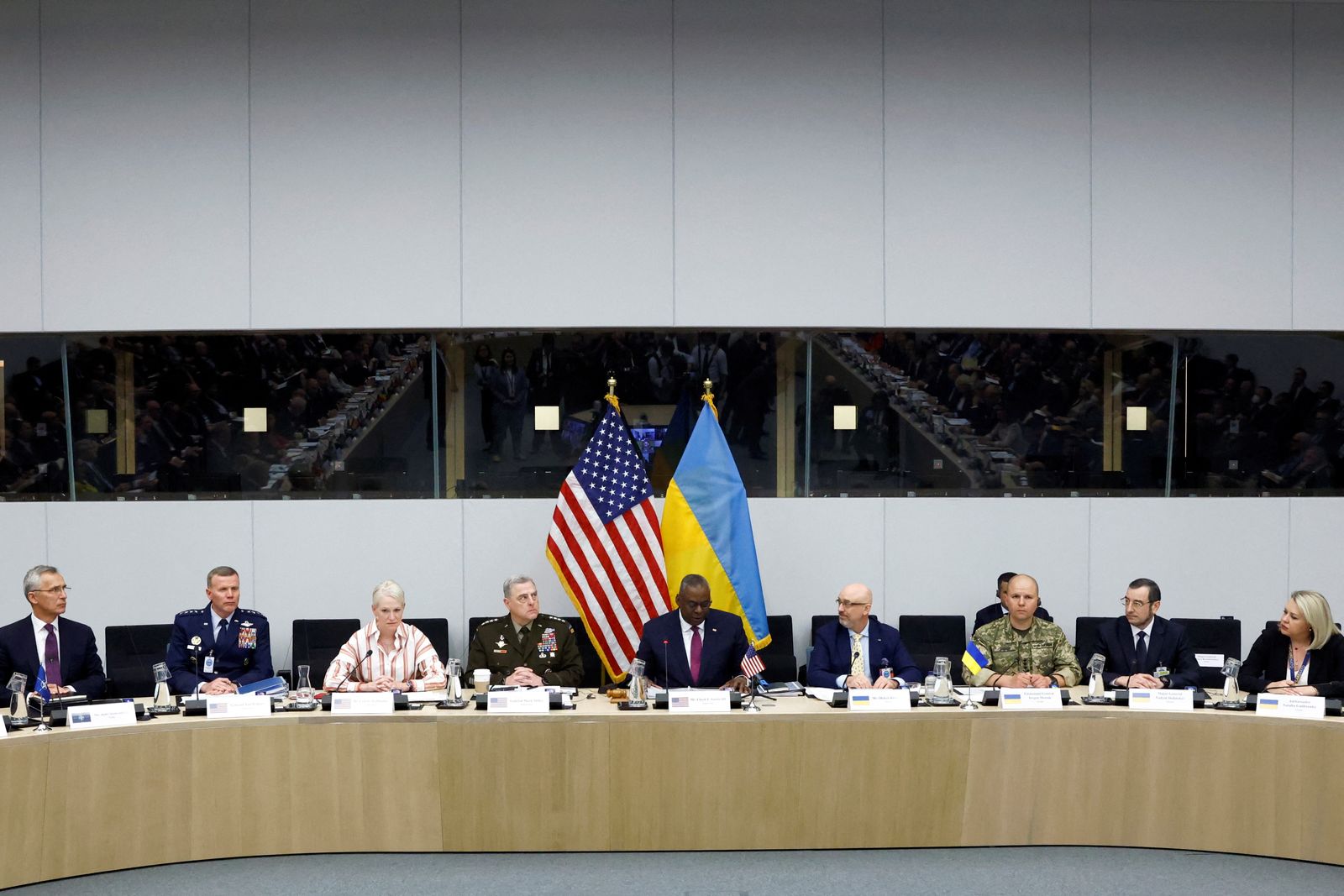 جانب من اجتماع أعضاء مجموعة الاتصال الدفاعية الخاصة بأوكرانيا - 15 يونيو 2022 - REUTERS