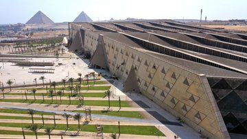 المتحف المصري الكبير. - twitter.com/TourismandAntiq/status/1478798361948037127