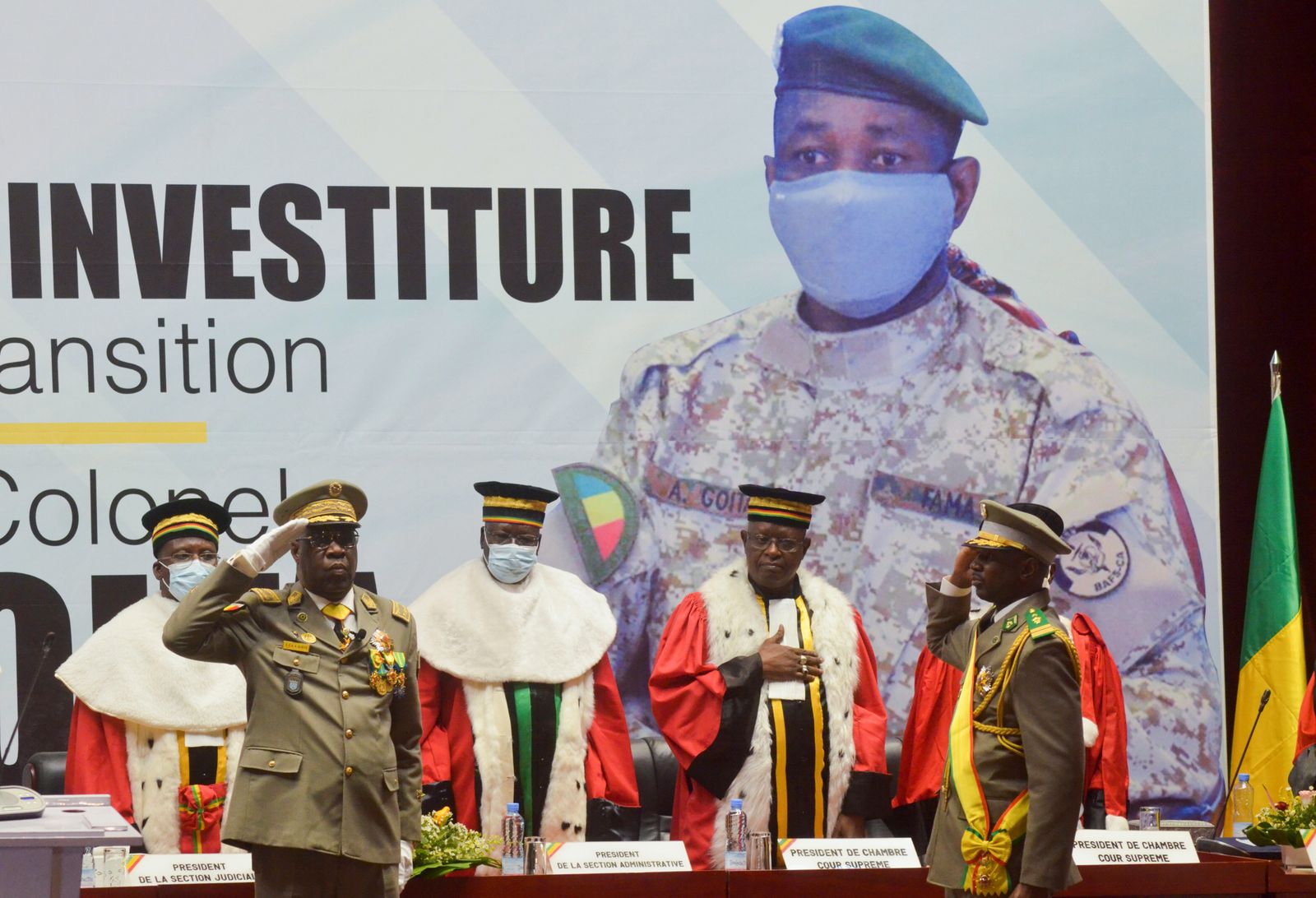 مراسم تنصيب العقيد أسيمي جويتا رئيساً مؤقتاً لمالي - باماكو - مالي - 7 يونيو 2021 - REUTERS