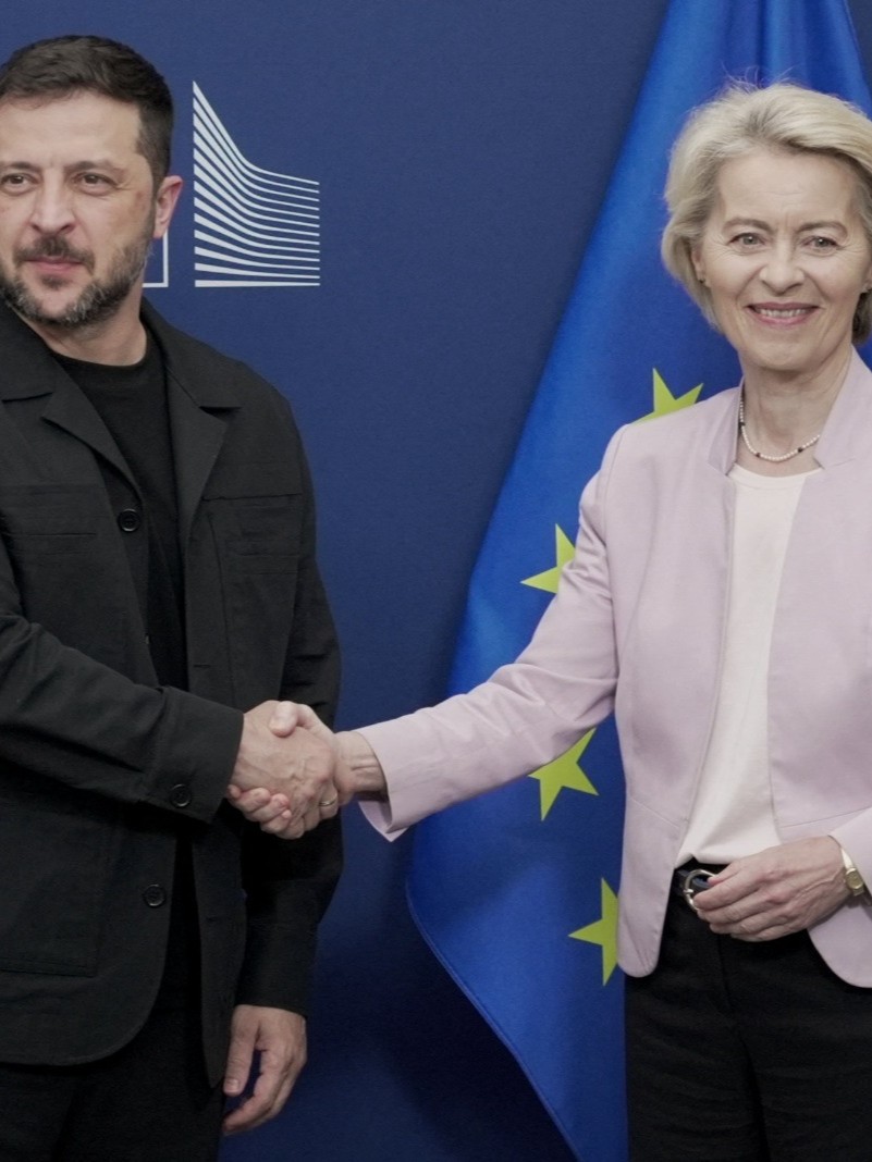 الاتحاد الأوروبي يبحث تغيير قواعد الانضمام لتسريع عضوية أوكرانيا عاجل 