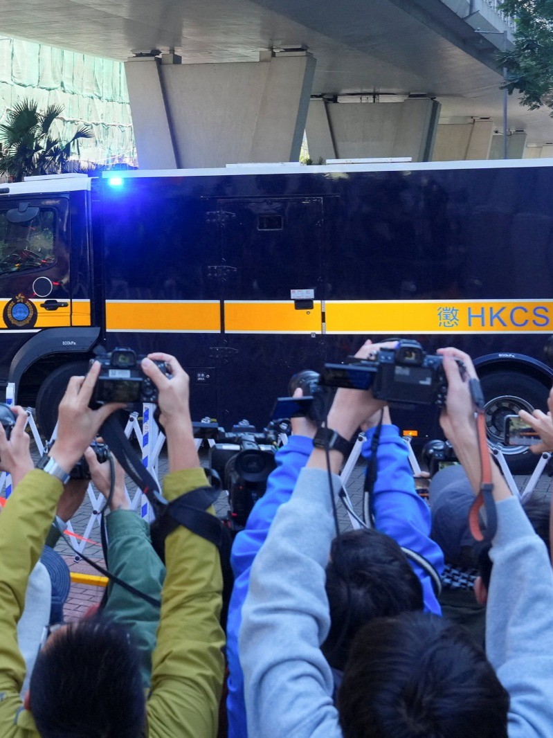 الصين تندد بـ"حملة افتراءات" بعد انتقادات لإدانة قطب الأعمال جيمي لاي في هونج كونج 