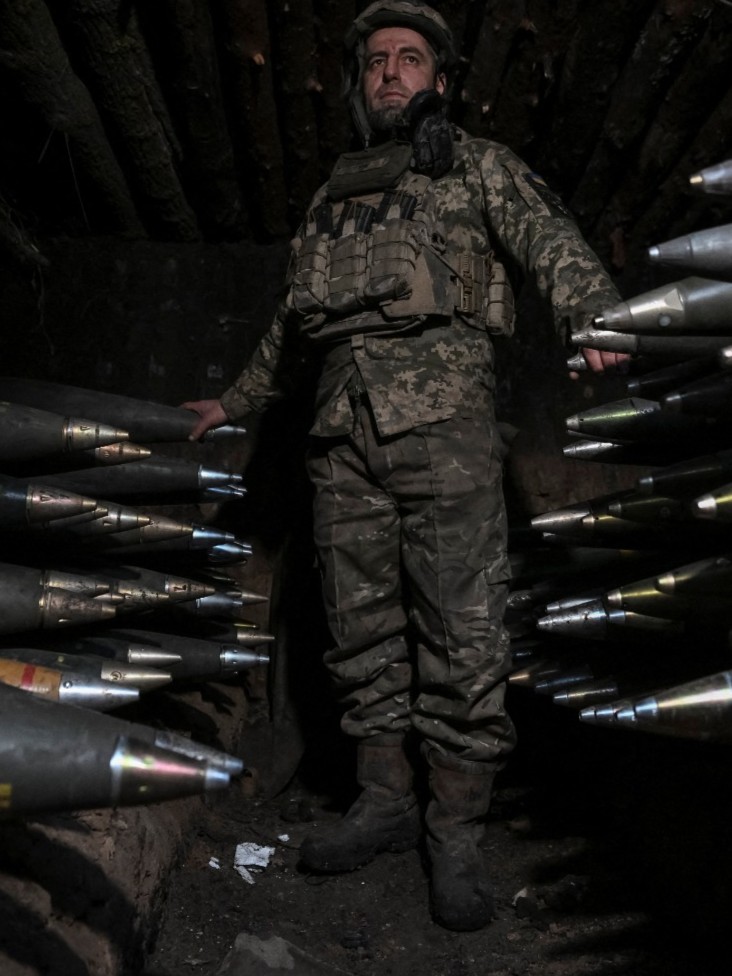 خطة السلام "المحدثة" تنتظر موقف روسيا.. وزيلينسكي يُلمّح إلى احتمال الانسحاب من شرق أوكرانيا 