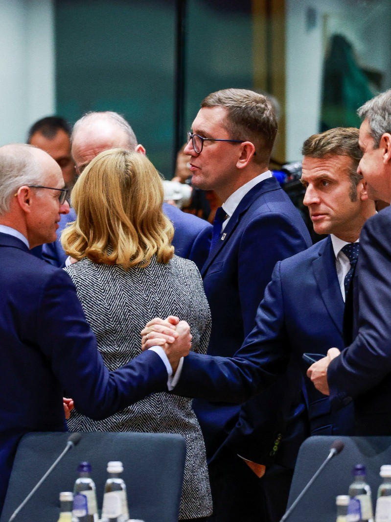 قمة بروكسل | اتفاق مبدئي على استخدام أصول روسيا لتمويل أوكرانيا.. وبلجيكا تحذر 