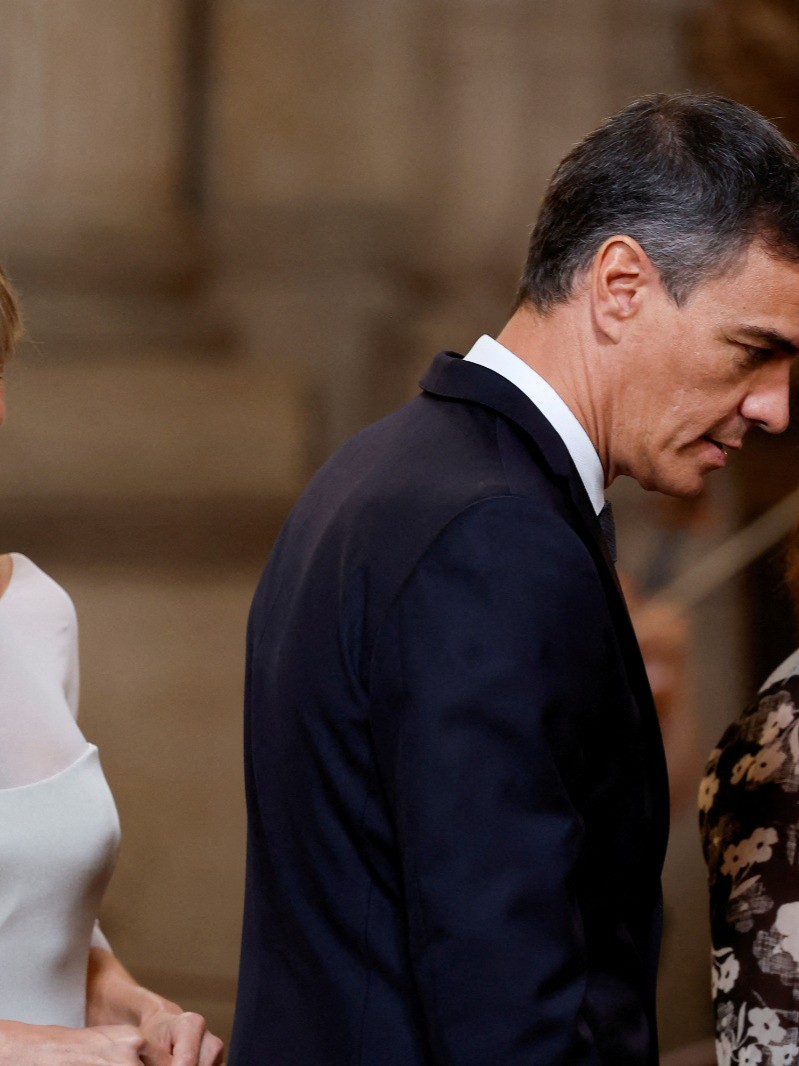 إسبانيا.. الحزب الحاكم يواجه اختباراً انتخابياً وسط اتهامات بالفساد 