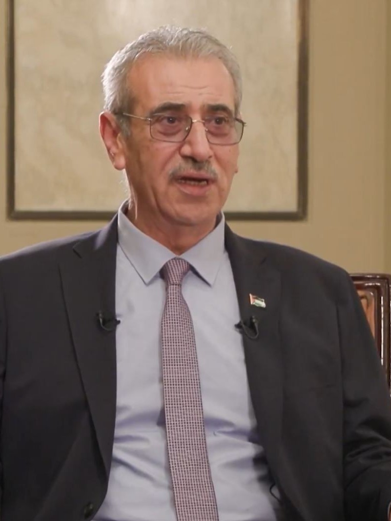 شعث يعلن بدء أعمال اللجنة الوطنية لإدارة غزة من القاهرة: الملف الإنساني أولوية عاجل 