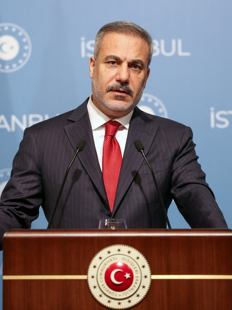 تركيا تحث على محادثات سلمية بين دمشق و"قسد" وتحذر من "نفاد الصبر" 