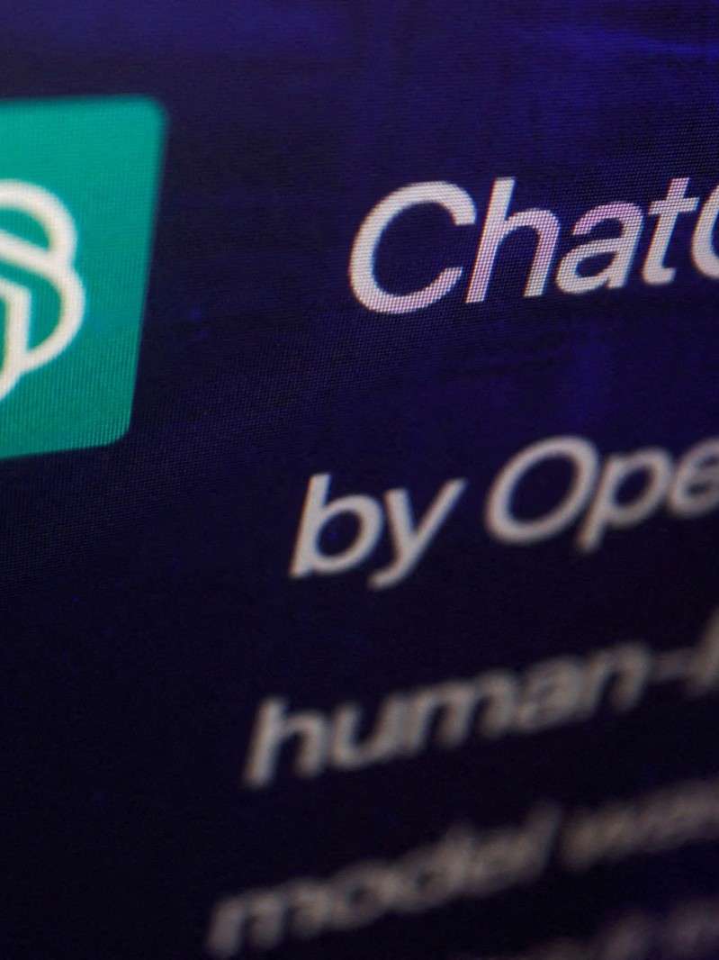 بعد قرابة 120 دقيقة.. ChatGPT يعود للعمل بعد "انقطاع جزئي" عاجل 