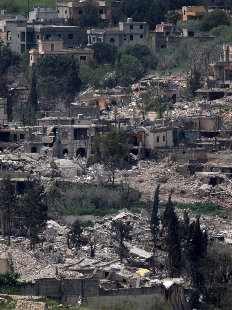 الجيش الإسرائيلي يواصل الهدم المنهجي لقرى جنوب لبنان.. ويحذر السكان من العودة عاجل 