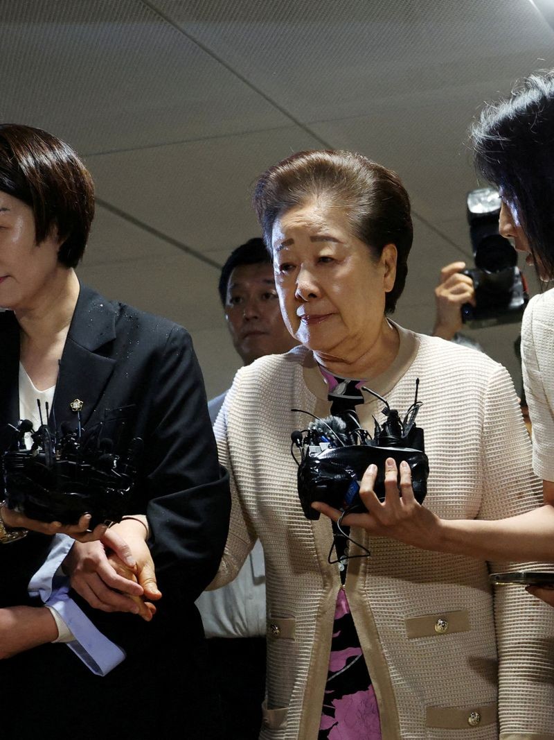 شرطة كوريا الجنوبية تداهم مكاتب كنيسة التوحيد وسط اتهامات بتقديم "رشى" 