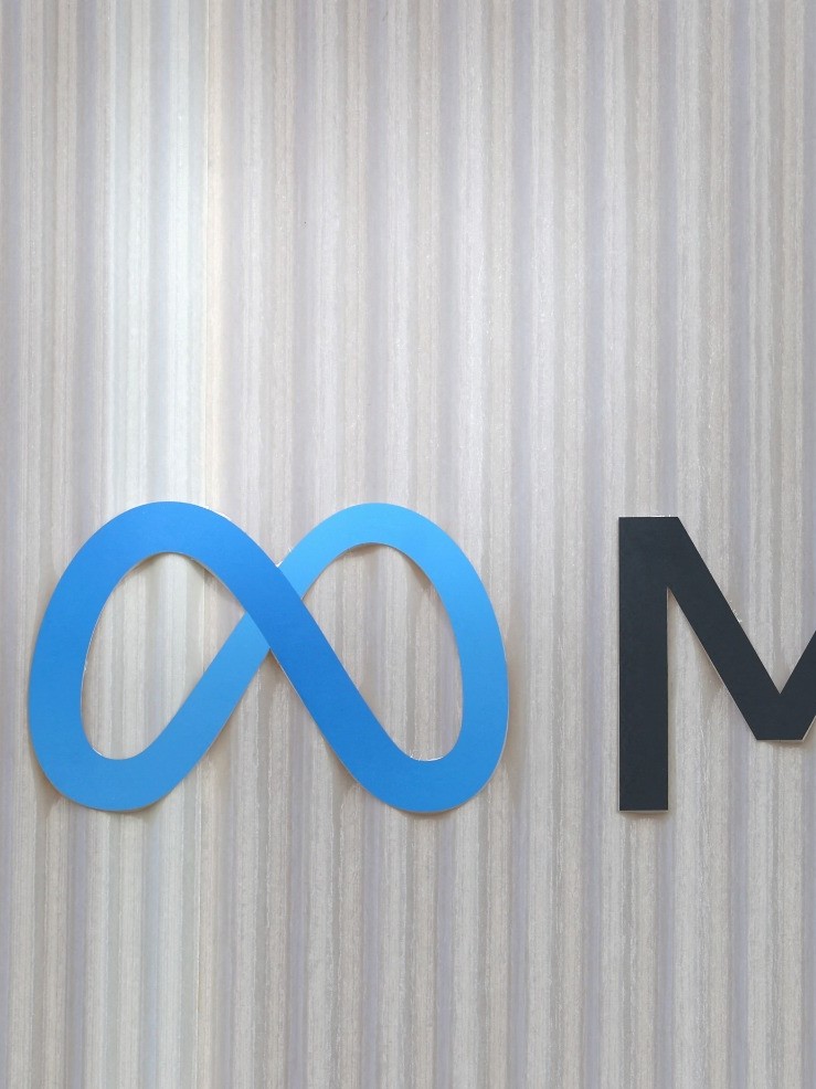 ميتا تختبر جعل مشاركة الروابط الخارجية على فيسبوك "ميزة مدفوعة" 