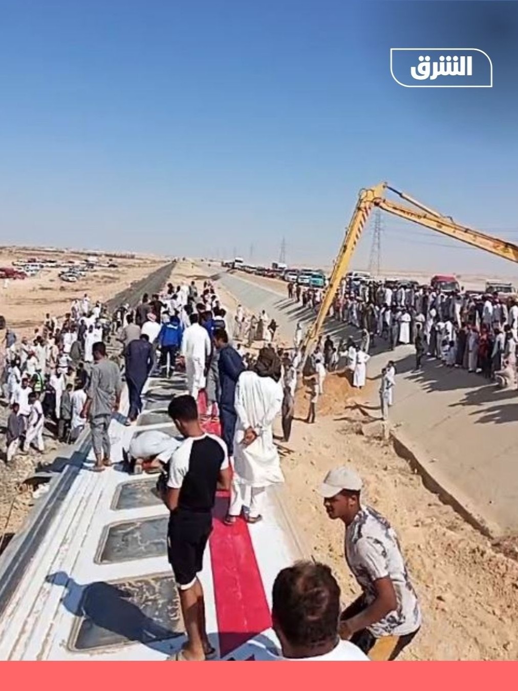 مصر.. اصطدام سيارة بقطار يودي بحياة 8 أشخاص في السويس 