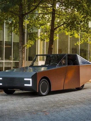 بدعم من BMW.. طلاب أميركيون يطورون سيارة تعمل بالطاقة الشمسية 