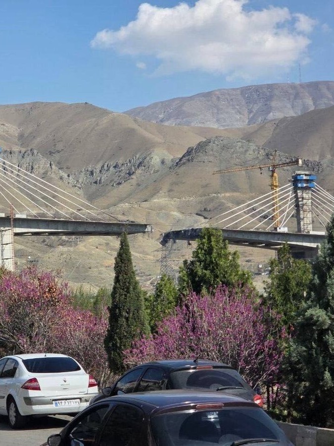 تحذيرات ارتكاب "جرائم حرب" تلاحق خطط توسيع الهجمات الأميركية على إيران عاجل 