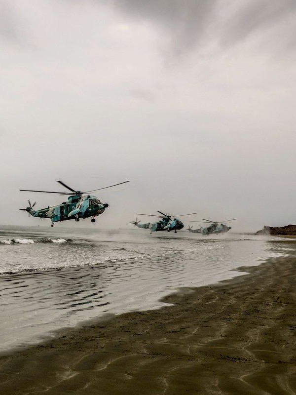 "ورقة الضغط الإيرانية الوحيدة".. تقارير استخباراتية تستبعد فتح مضيق هرمز قريباً 