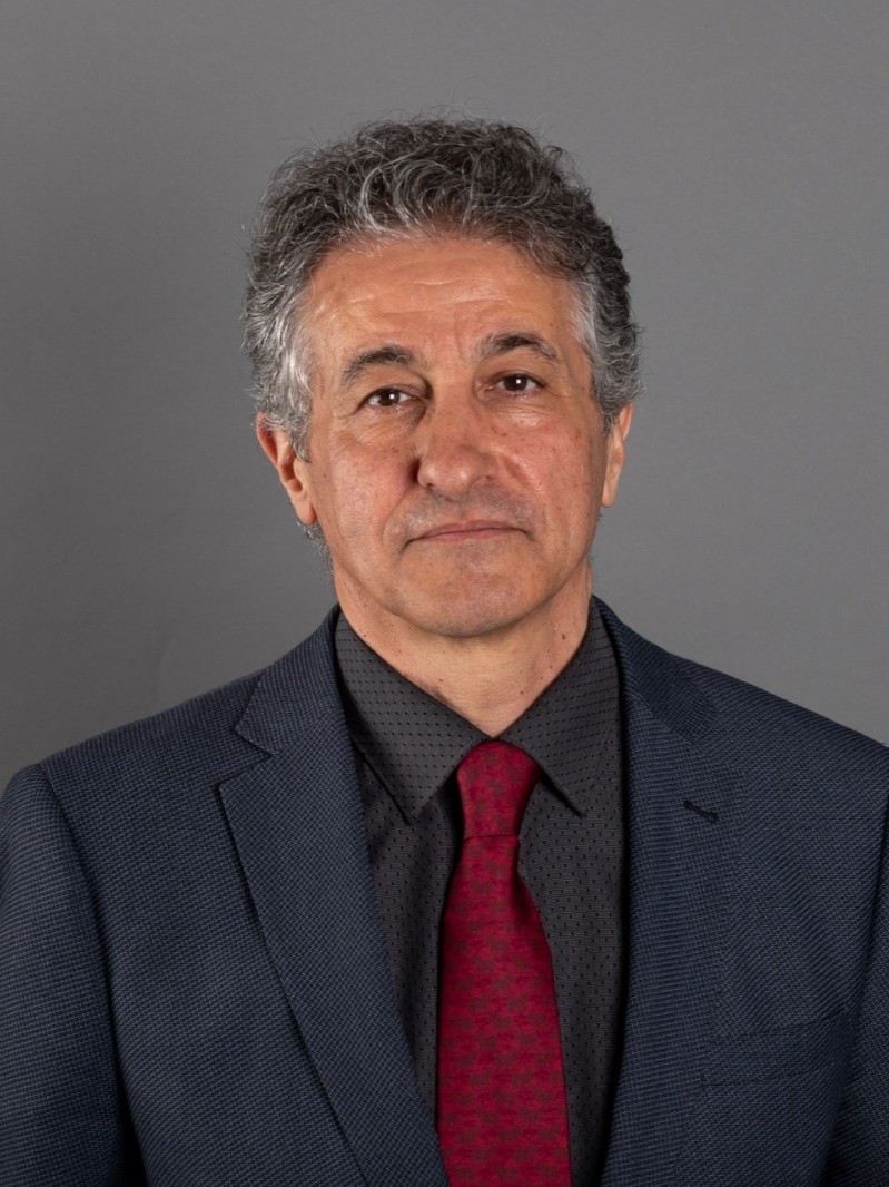 الإمارات.. العالم ماجد شرقي يفوز بجائزة نوابغ العرب في العلوم عاجل 