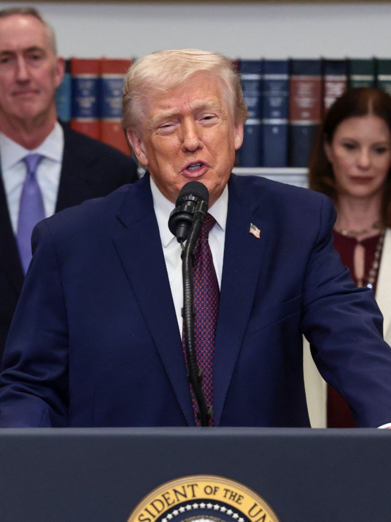 ترمب يعلن التوصل لاتفاق مع تسع شركات أدوية لخفض الأسعار للأميركيين 