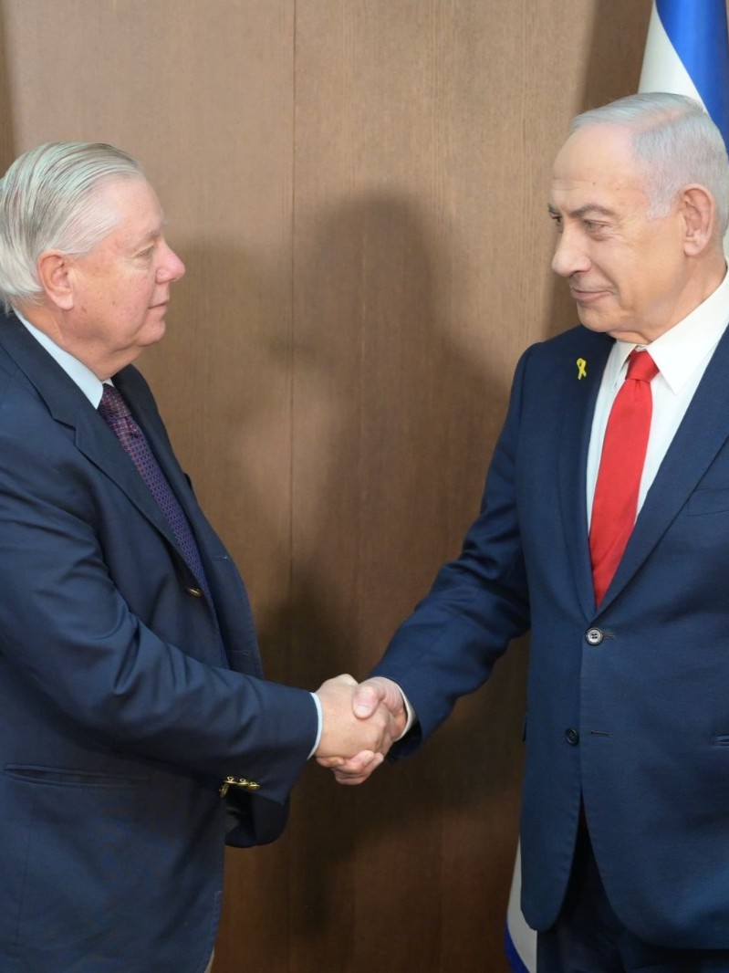 جراهام يطالب بمنح "حماس" مهلة لنزع سلاحها ويدعو لمشاركة أميركية ضد "حزب الله" 