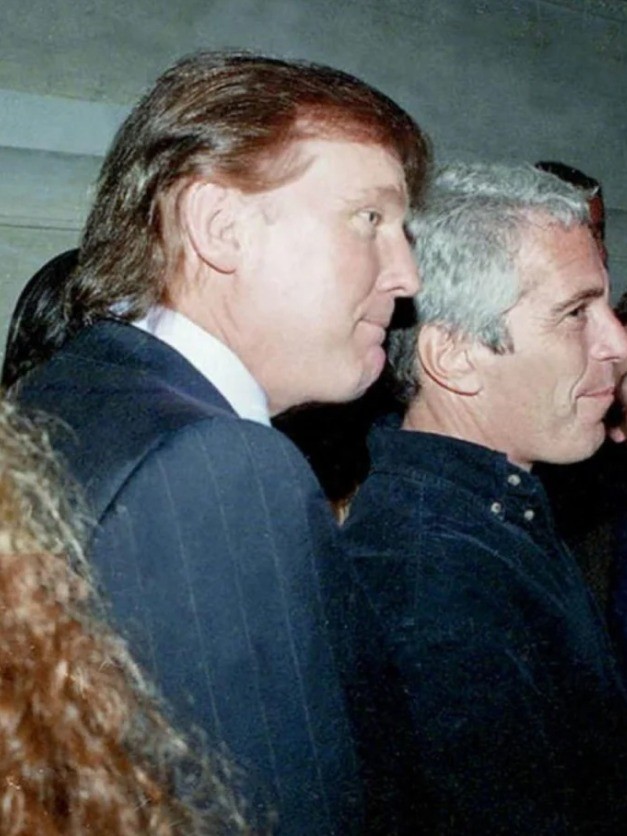 وزارة العدل الأميركية في مرمى الانتقادات بعد حذف صور ترمب من ملفات إبستين 