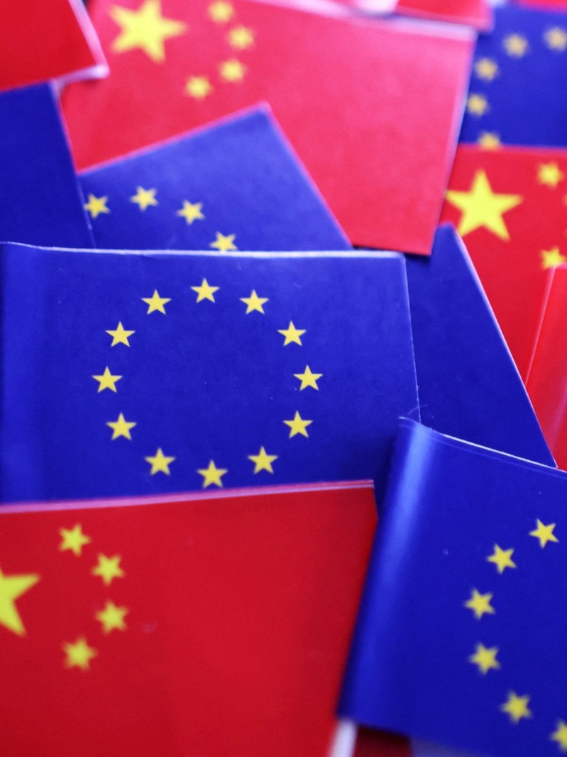 "بوليتيكو": الانقسام الأوروبي يعرقل مواجهة التوغل الصيني اقتصادياً 