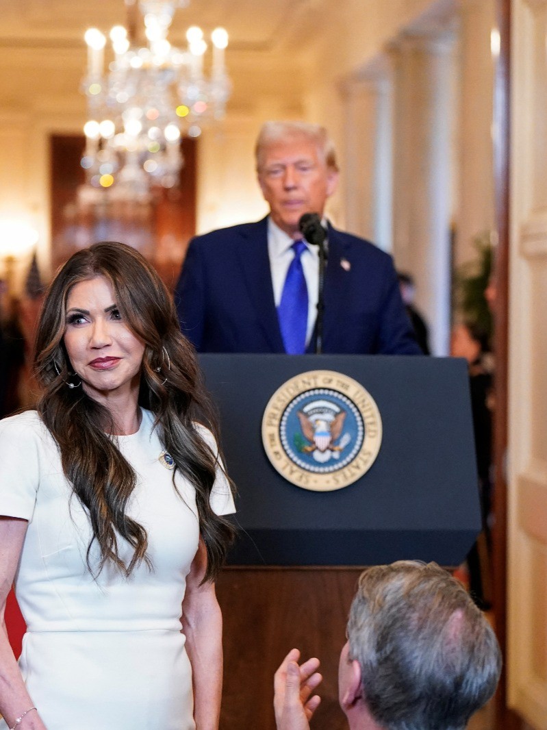 إدارة ترمب تعلق برنامج تأشيرة التنوع "اللوتري" مؤقتاً 