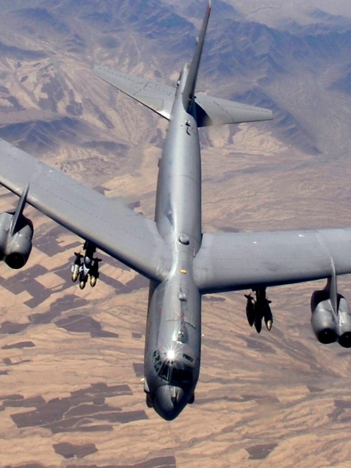 ترقية قاذفة B-52 الأميركية لإبقائها في الخدمة حتى 2050 