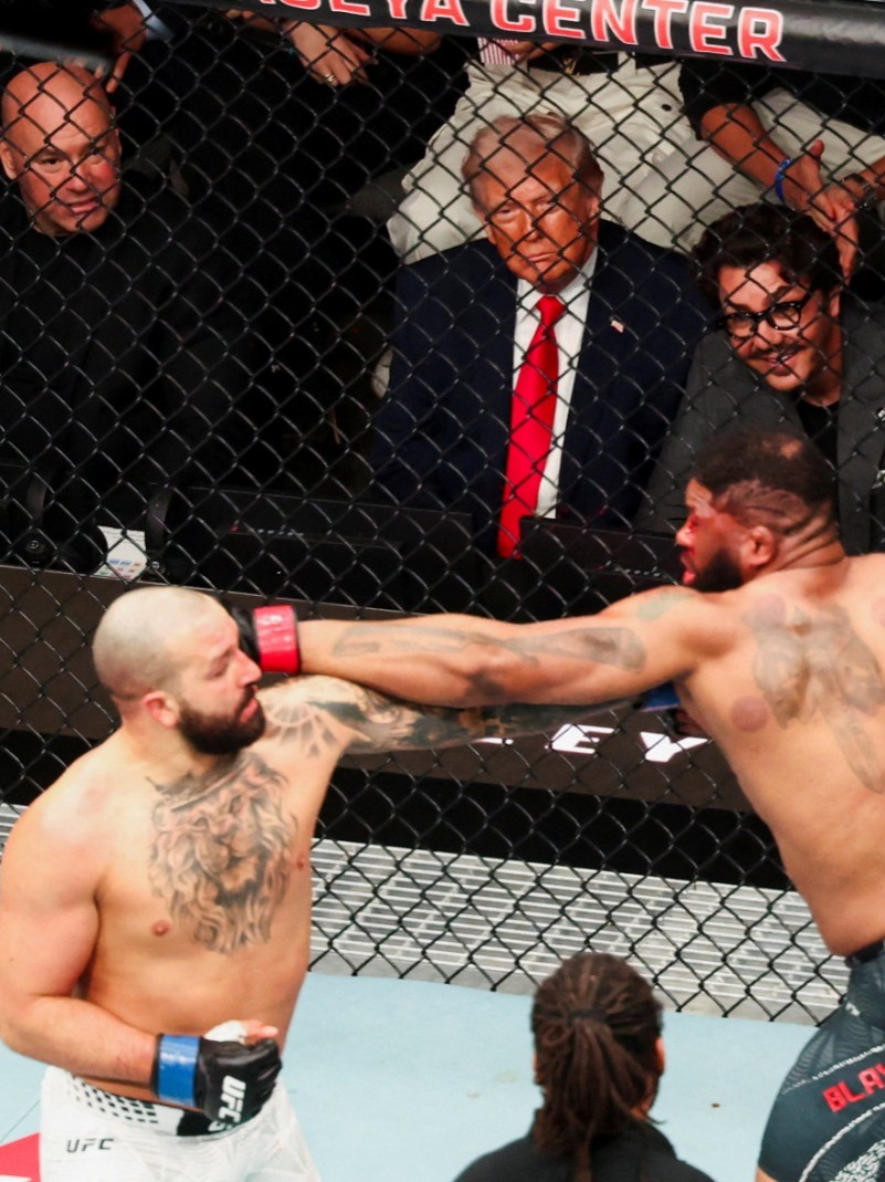 ترمب يتجاوز عقبة قضائية: نزال UFC سيقام في البيت الأبيض 