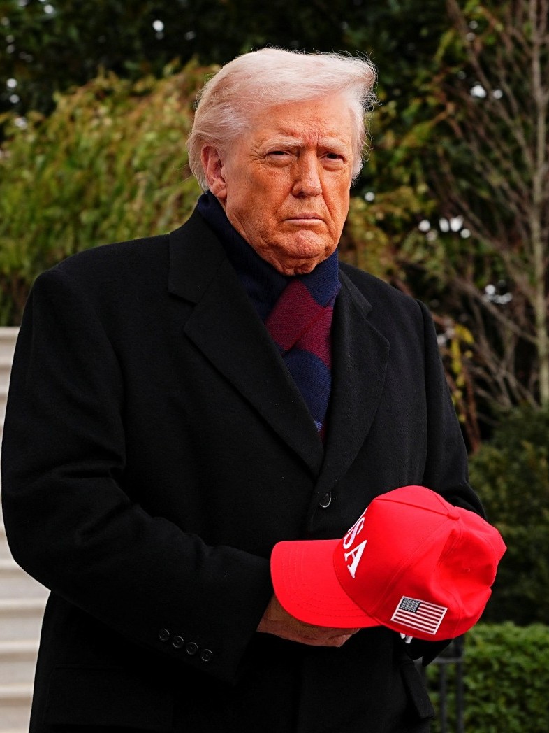 ترمب يعتزم تغيير "تصنيف الماريجوانا" لتخفيف القيود.. تجربة سابقة تكشف التعقيدات 