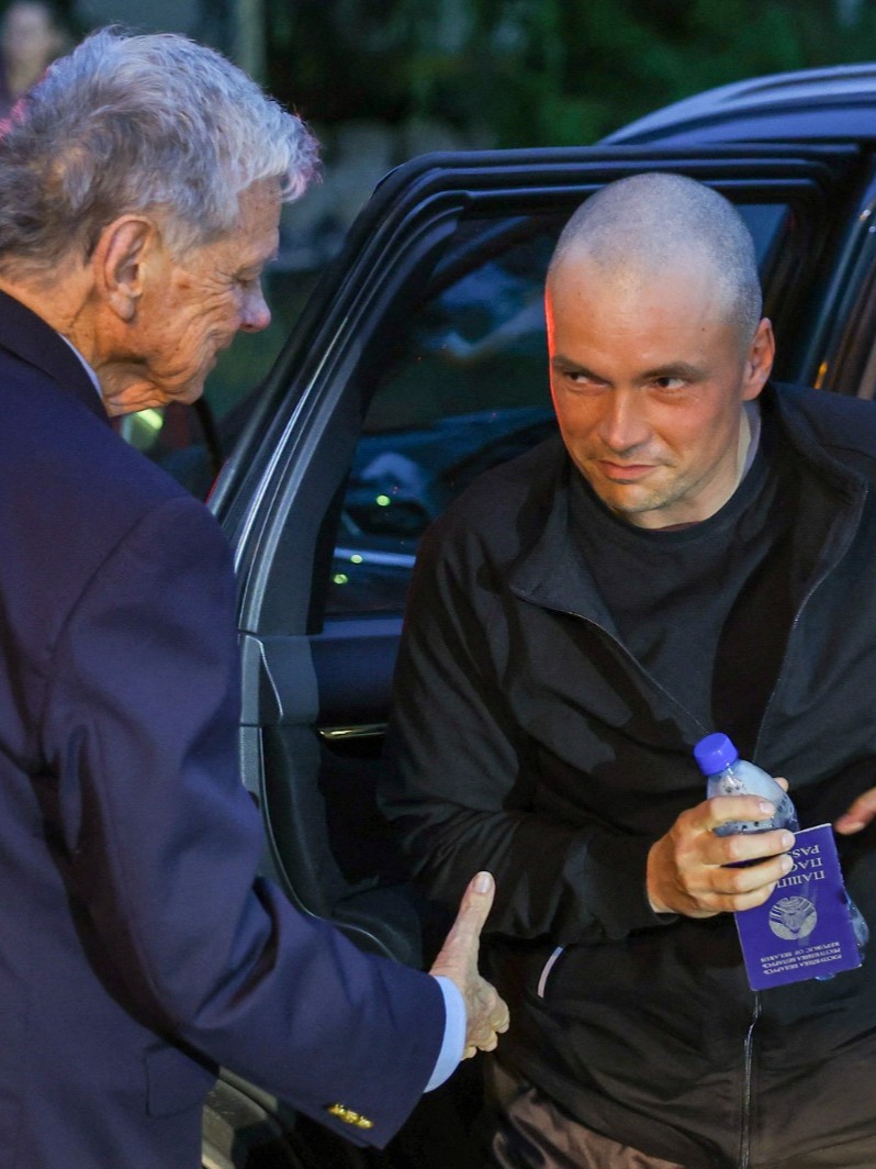 تسهيلات اقتصادية ودواء لإنقاص الوزن.. هكذا أقنعت واشنطن لوكاشينكو بإطلاق سراح السجناء 