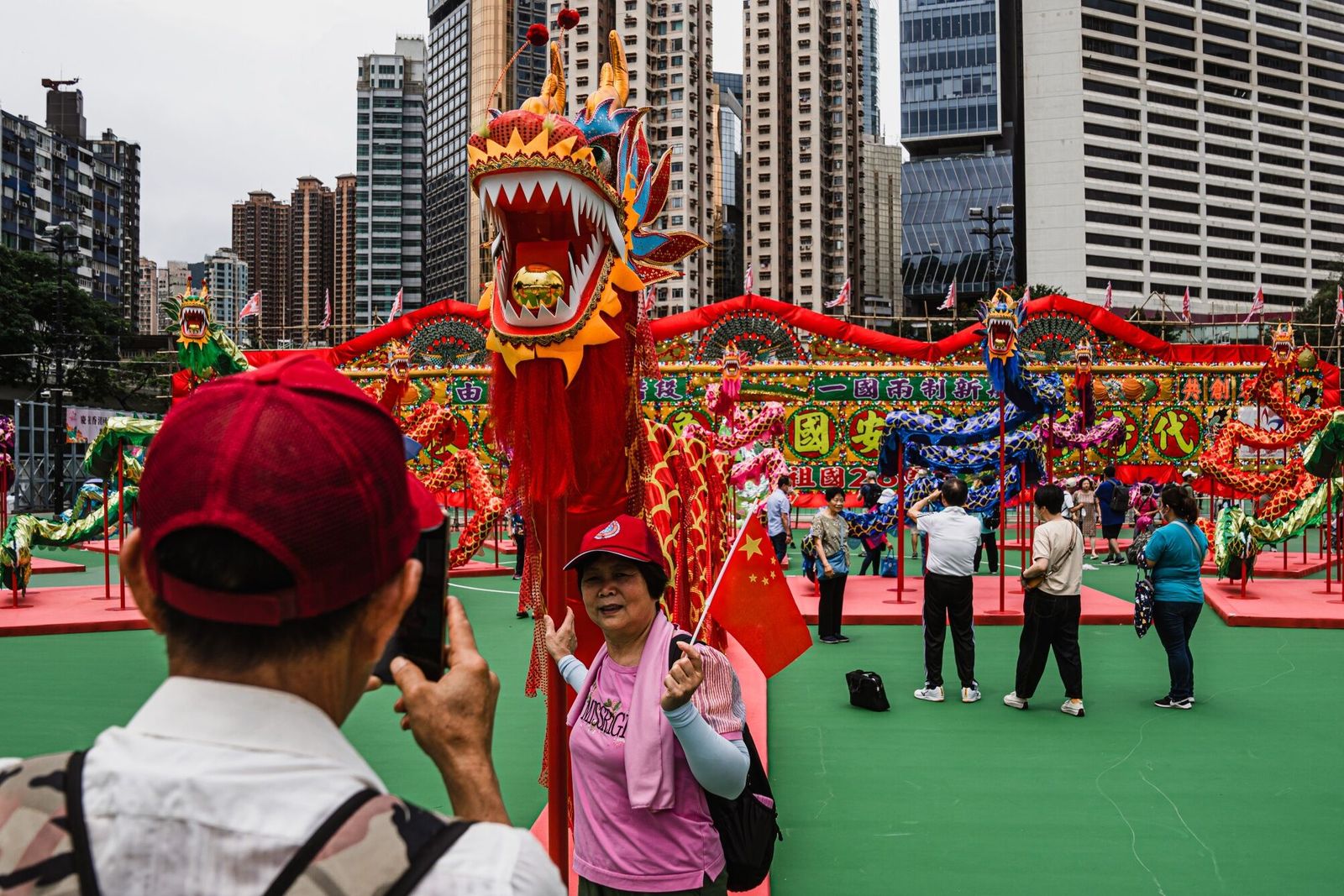 Hong Kong Marks 26th Anniversary of Return to Chinese Rule - Bloomberg