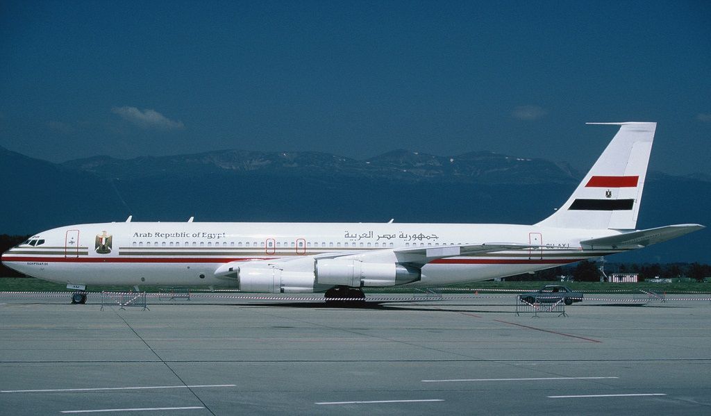 طائرة الرئاسة المصرية في مطار جنيف الدولي بسويسرا بتاريخ 31 مايو 1994 - jetphotos