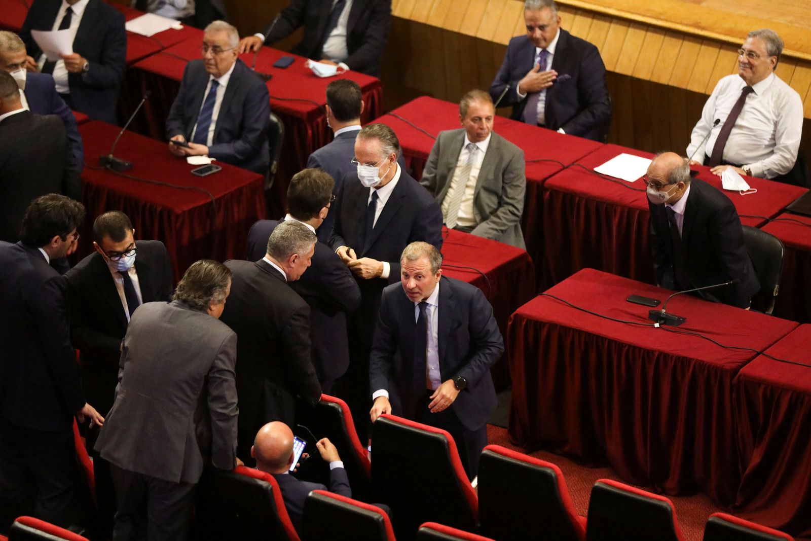 جبران باسيل رئيس التيار الوطني الحر خلال جلسة في البرلمان اللبناني- 20 سبتمبر 2021 - REUTERS