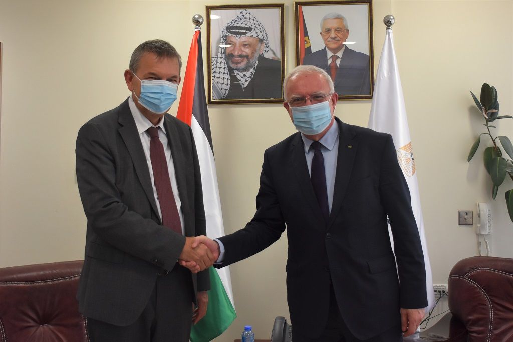 وزير الخارجية الفلسطيني رياض المالكي يلتقي المفوض العام للأونروا فيليب لازاريني، 15 يوليو 2021 - 