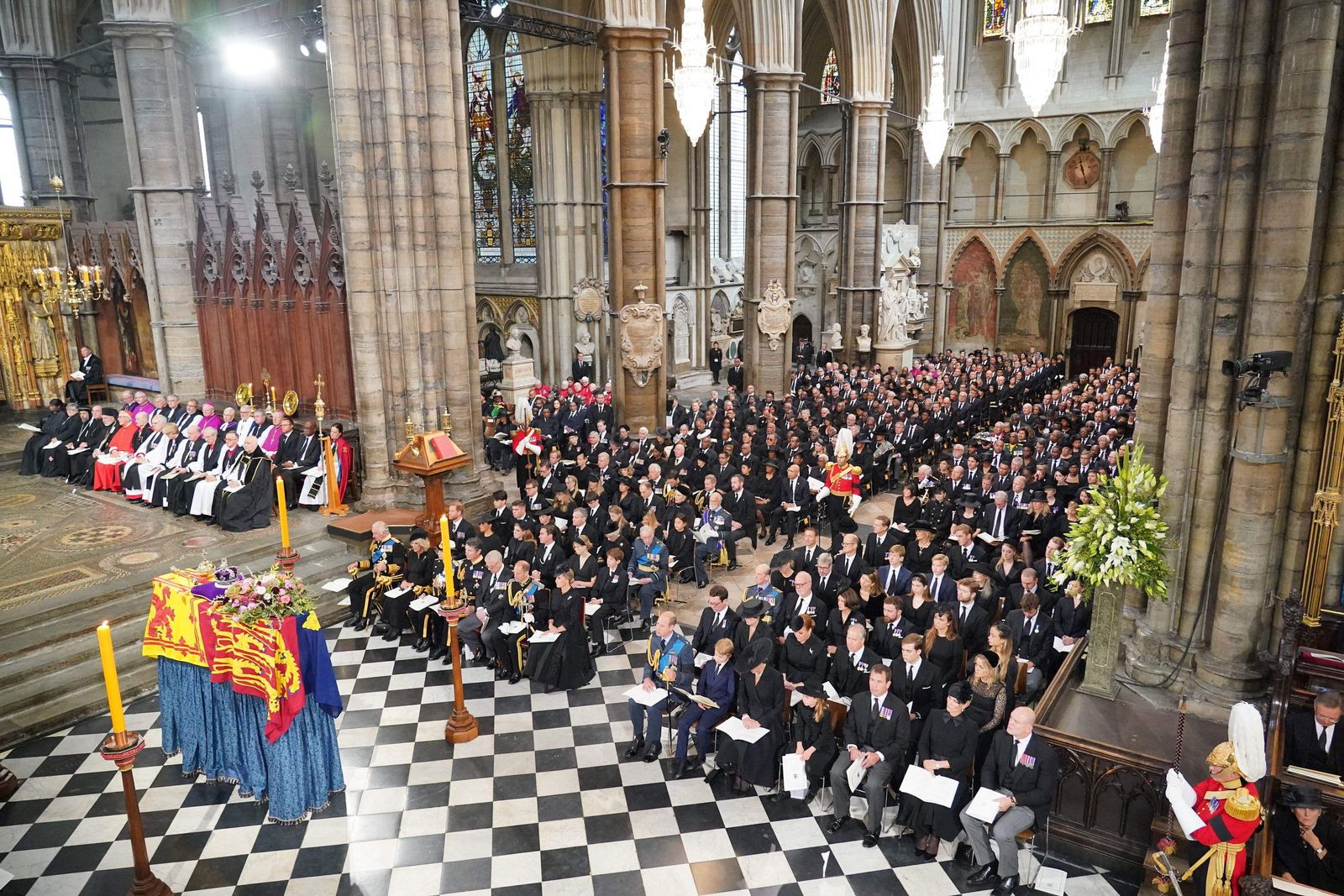 Picture shows a general view inside Westminster Abbey during State Funeral for Queen Elizabeth II in London on September 19, 2022. (Photo by Dominic Lipinski / POOL / AFP) - AFP
