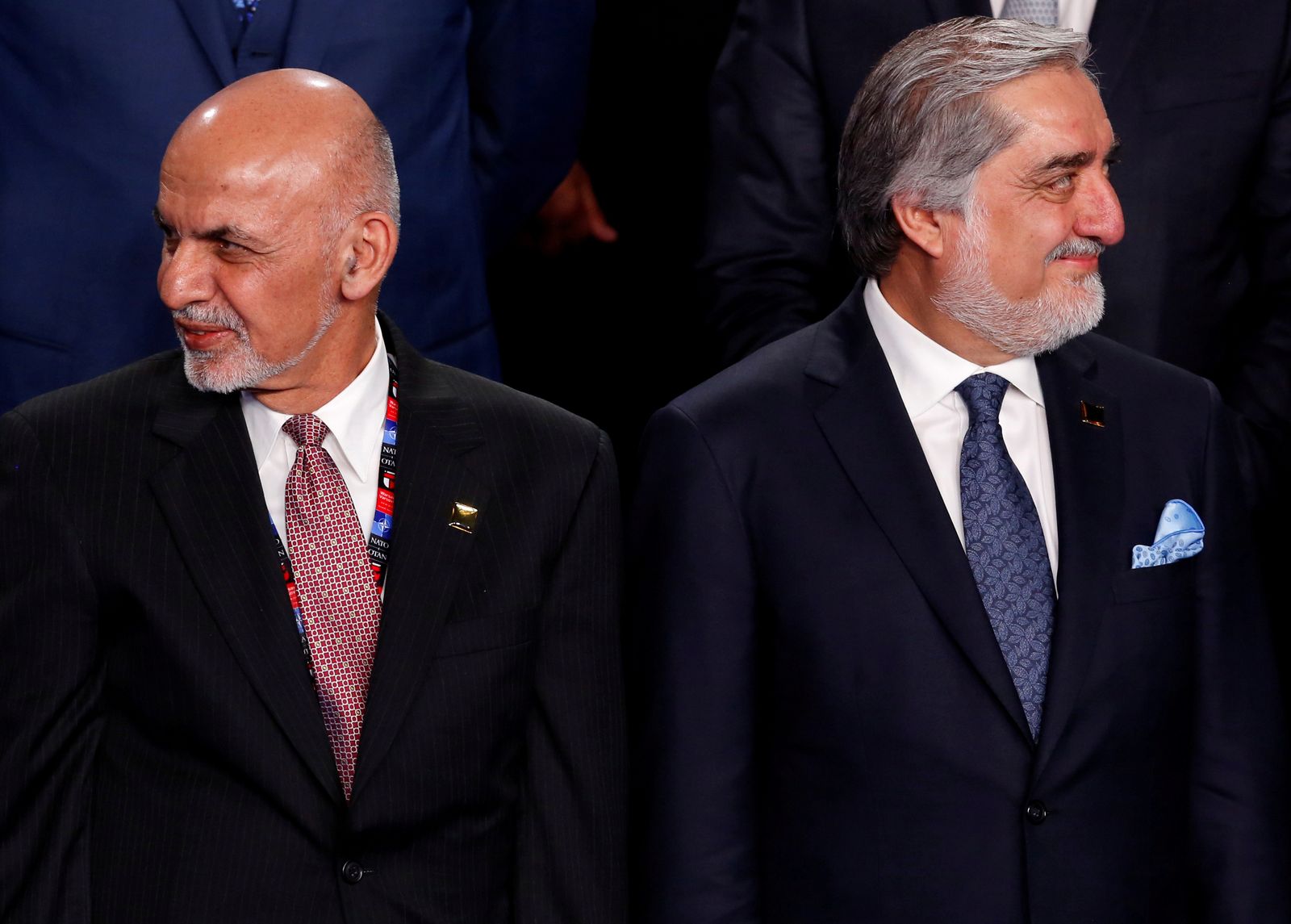 الرئيس الأفغاني أشرف غني (يسار) ورئيس 