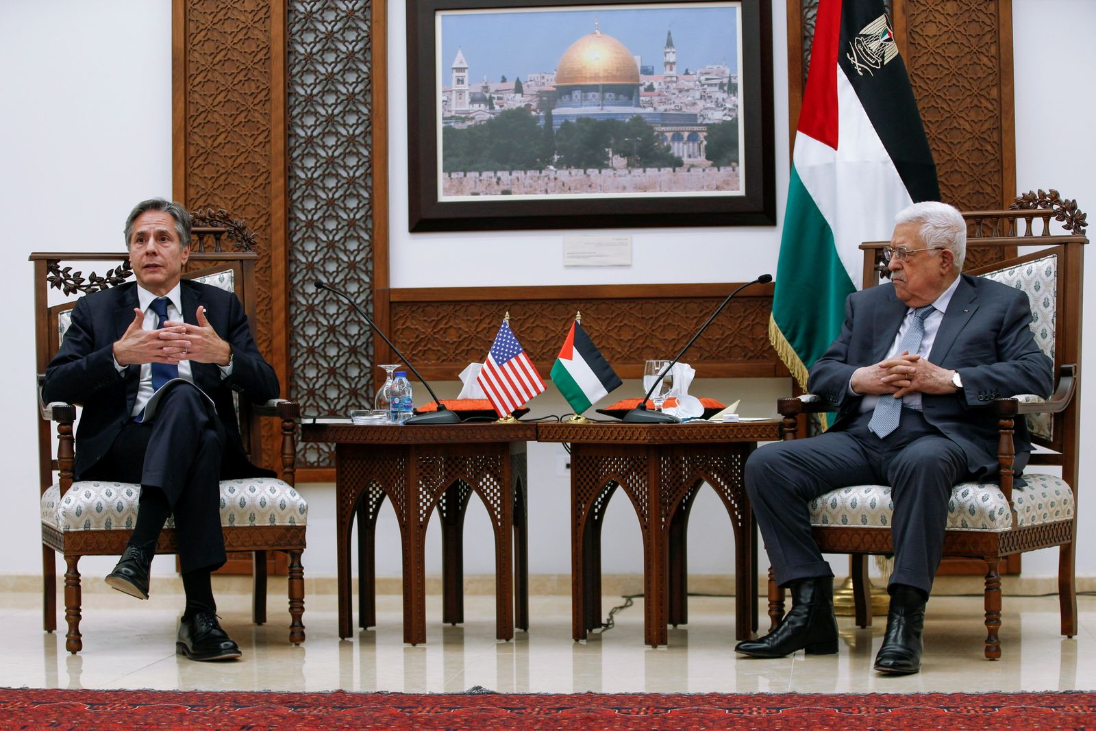 الرئيس الفلسطيني محمود عباس يلتقي وزير الخارجية الأميركي أنتوني بلينكن في رام الله- 25 مايو 2021 - REUTERS