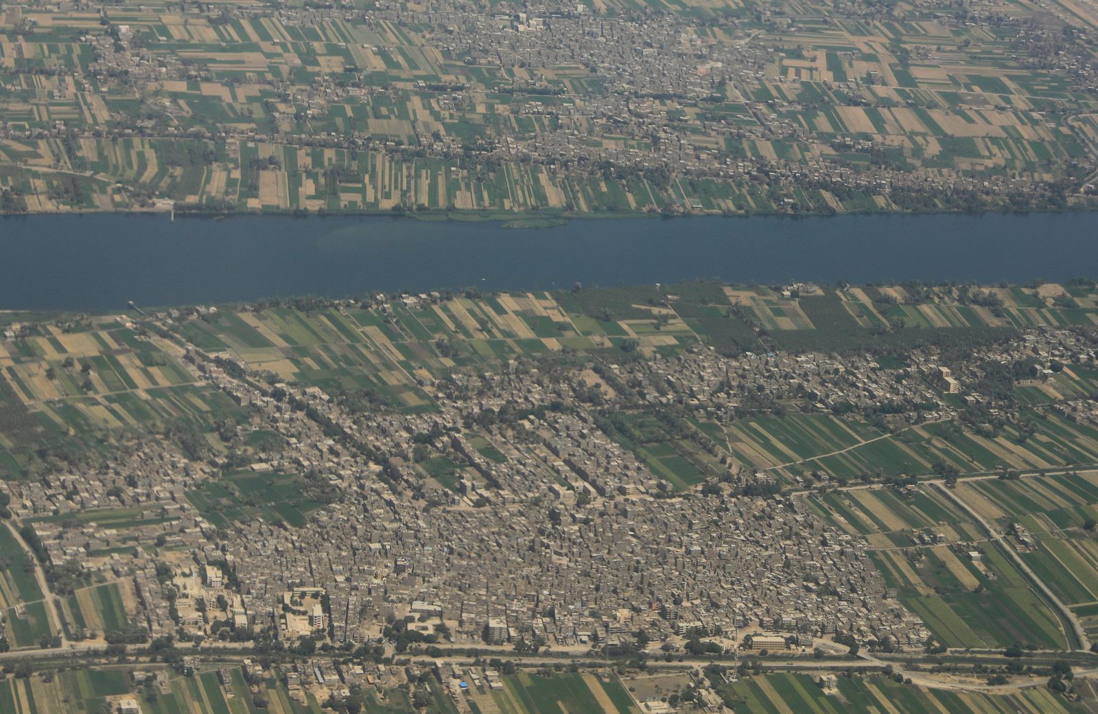 منظر جوي لدلتا النيل في مصر، حيث مساحات واسعة من الأراضي الزراعية المهددة بسبب سد النهضة - REUTERS