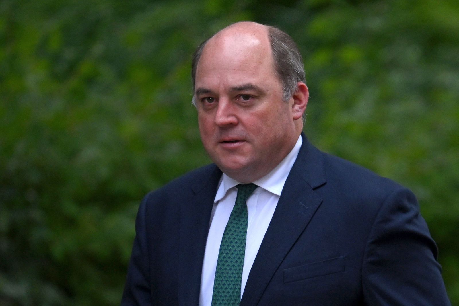 Britain's Defence Secretary Ben Wallace arrives at 10 Downing Street, in central London on July 6, 2022. - UK Prime Minister Boris Johnson suffered two shock departures from his government Tuesday, including his finance minister, as civil war erupted in the high command of the ruling Conservative party. (Photo by Daniel LEAL / AFP) - AFP