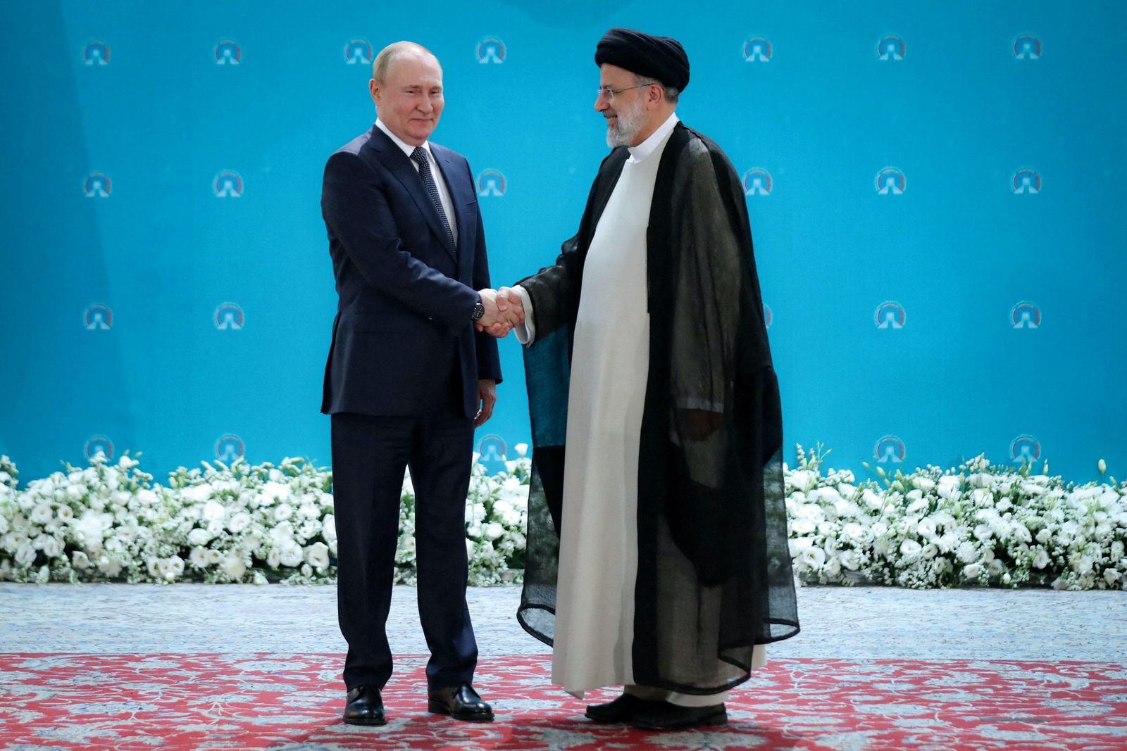 الرئيس الروسي فلاديمير بوتين ونظيره الإيراني إبراهيم رئيسي في طهران- 19 يوليو 2022 - REUTERS