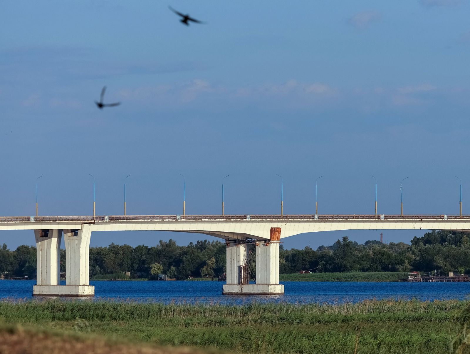 A view of the Antonivskyi bridge across Dnipro river in the Russia-controlled Kherson region - REUTERS