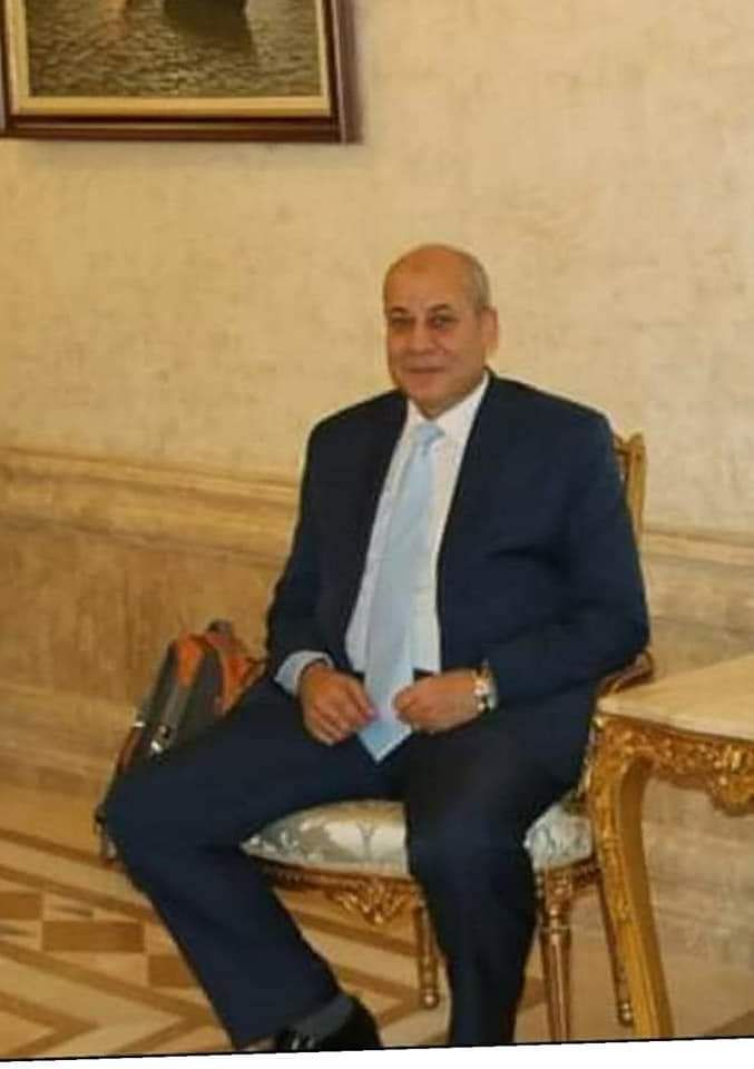 وكيل المجلس الأعلى للصحافة في مصر وعضو مجلس إدارة مؤسسة الأهرام الدكتور أحمد مختار  - الشرق
