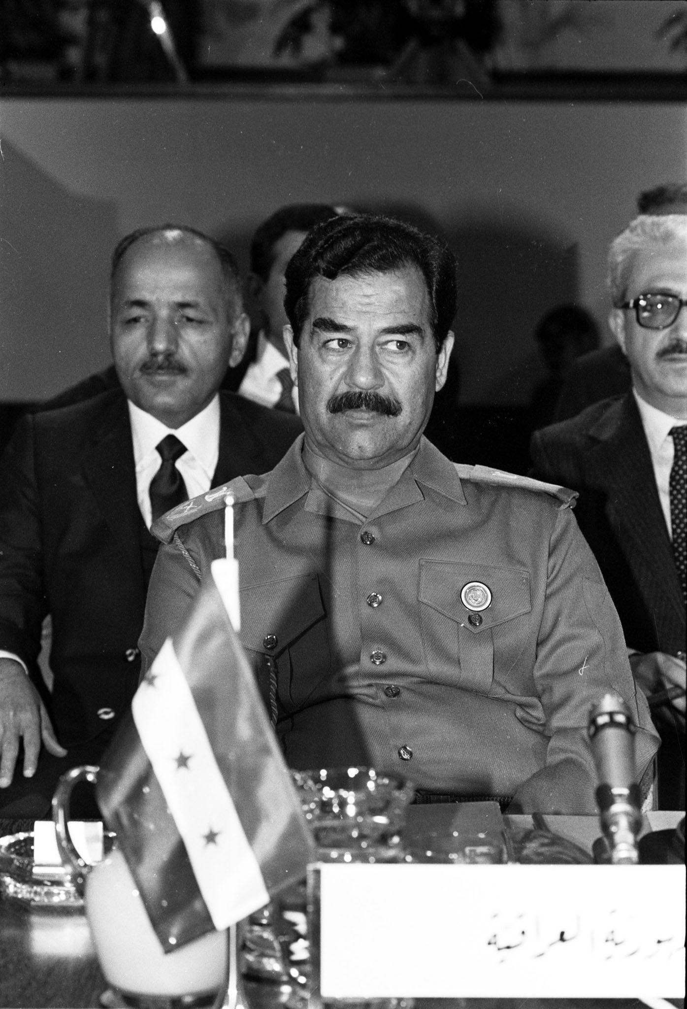 الرئيس العراقي السابق صدام حسين خلال القمة العربية الطارئة في عمان 8 نوفمبر 1987 - REUTERS