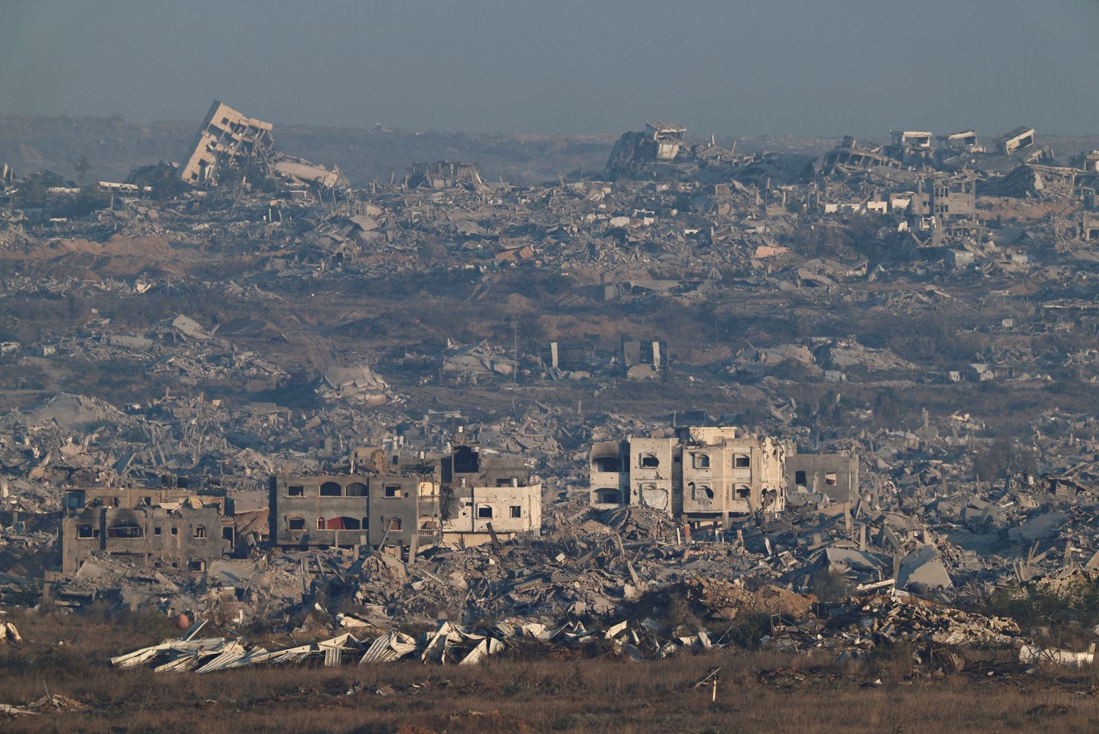Destroyed buildings in Gaza, as seen from the Israeli side of the border between Gaza and Israel August 31, 2025. REUTERS/Amir Cohen