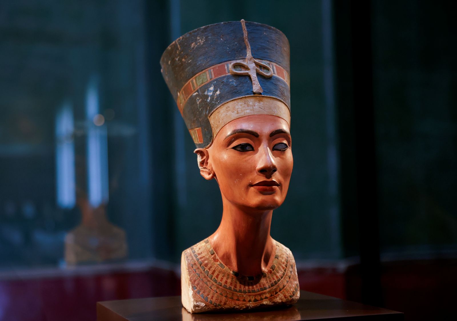 The bust of Queen Nefertiti exhibition hall of the Egyptian Museum and Papyrus Collection, Berlin, Germany, March 1, 2021. - REUTERS
