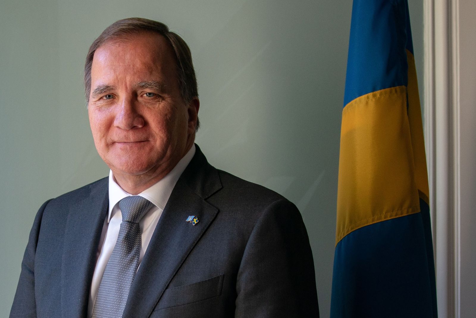 رئيس الوزراء السويدي السابق ستيفان لوفين في مقر القنصلية السويدية بنيويورك - 19 سبتمبر 2021 - Bloomberg