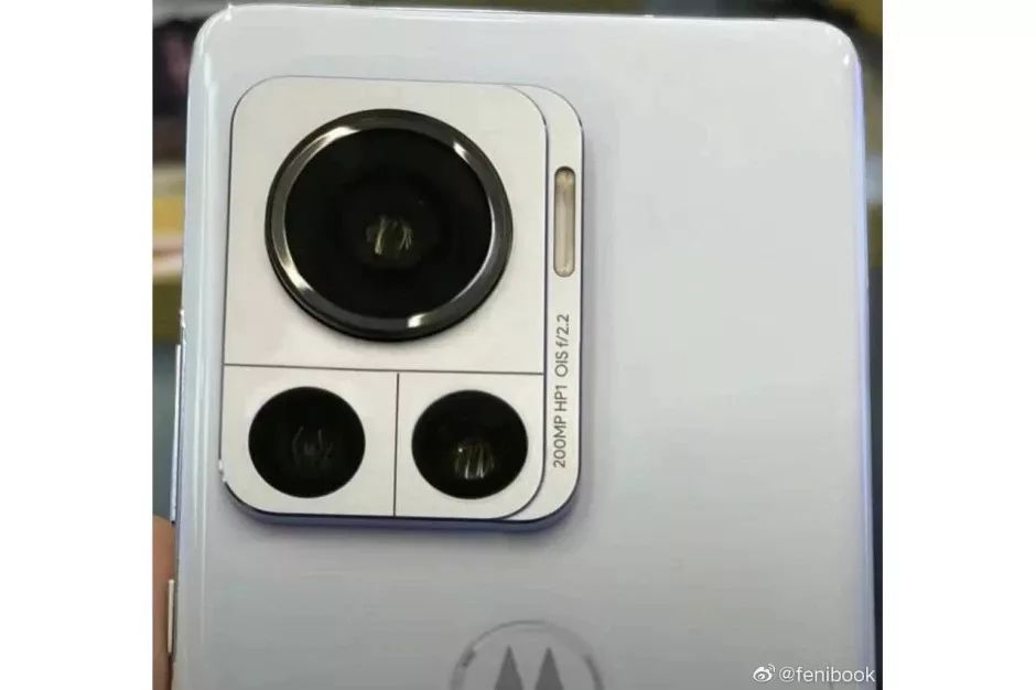 صورة مسربة لكاميرا هاتف موتورولا Motorola Frontier القادم - Weibo